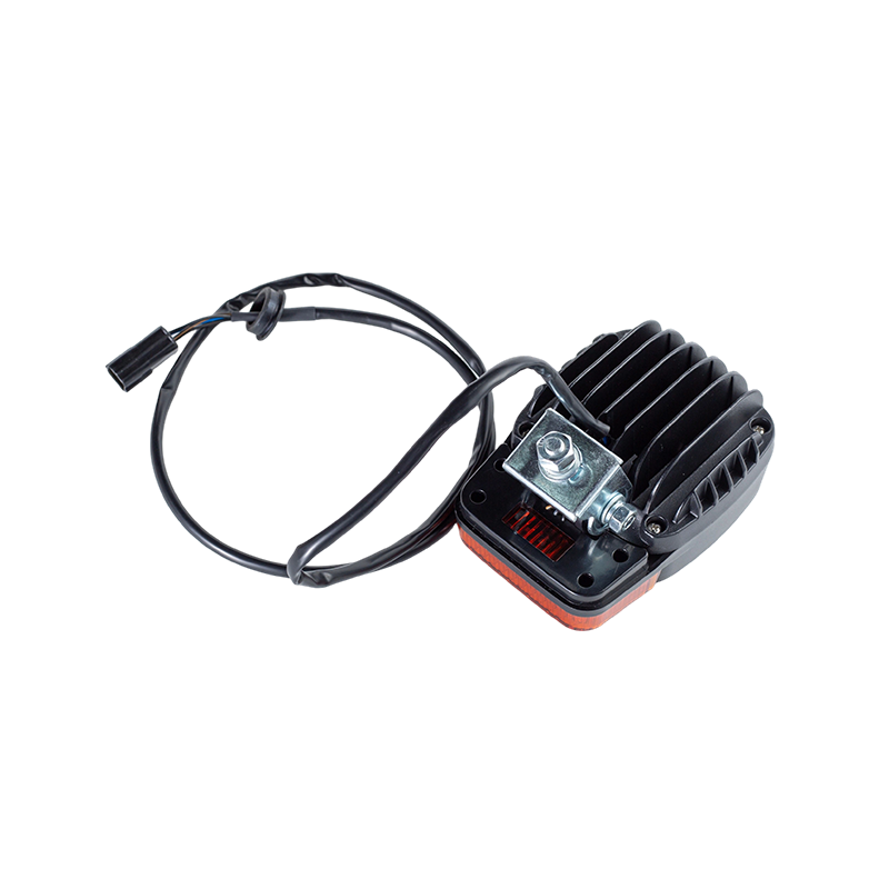 001 Luz combinada multifuncional / luz de trabalho de 4 LEDs com sinal de mudança de direção e luz de posição para empilhadeira